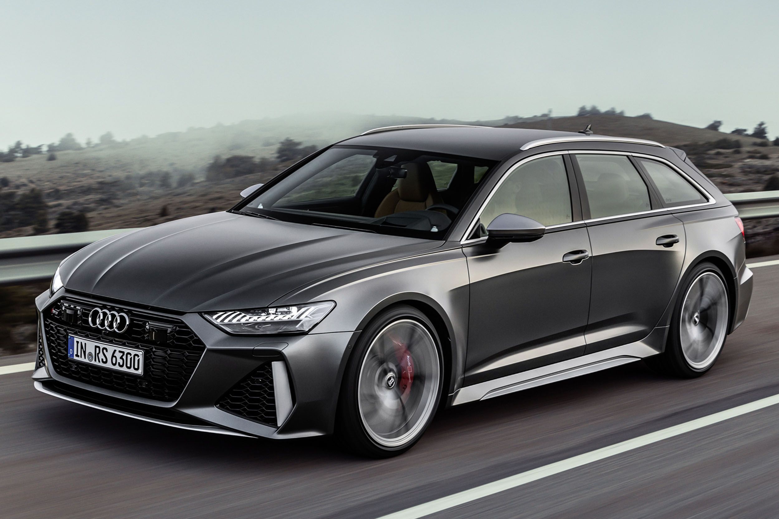 See How The New Audi RS6 Avant Pulls To 185 MPH