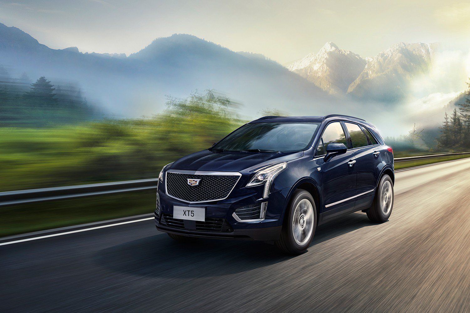 2025 Cadillac XT5 Pricing, Photos & Specs