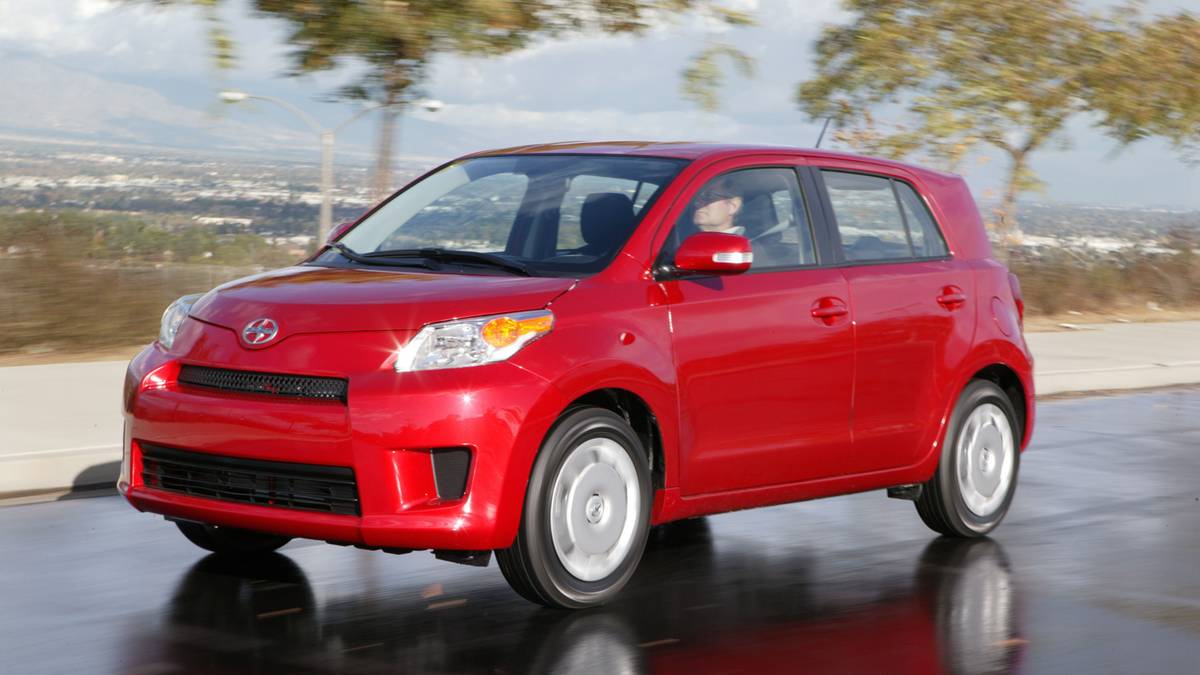 Scion xD: Review, Pricing, Photos, and Specs