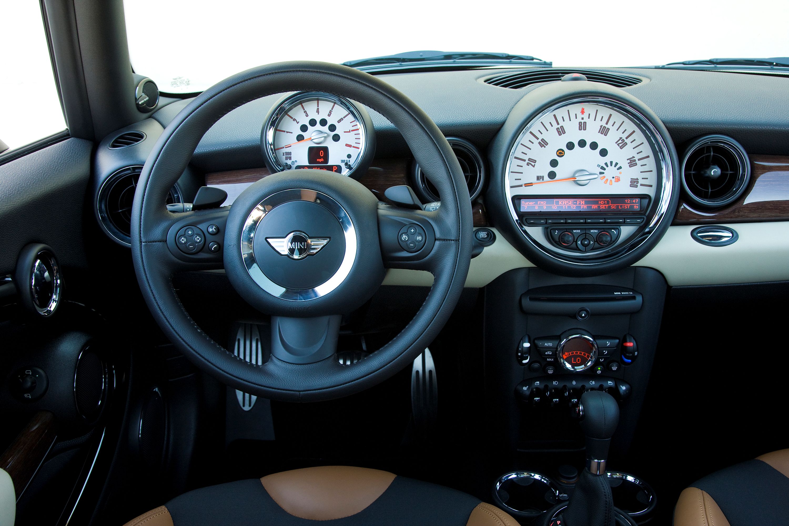 2013 Mini Cooper Hardtop Interior Photos