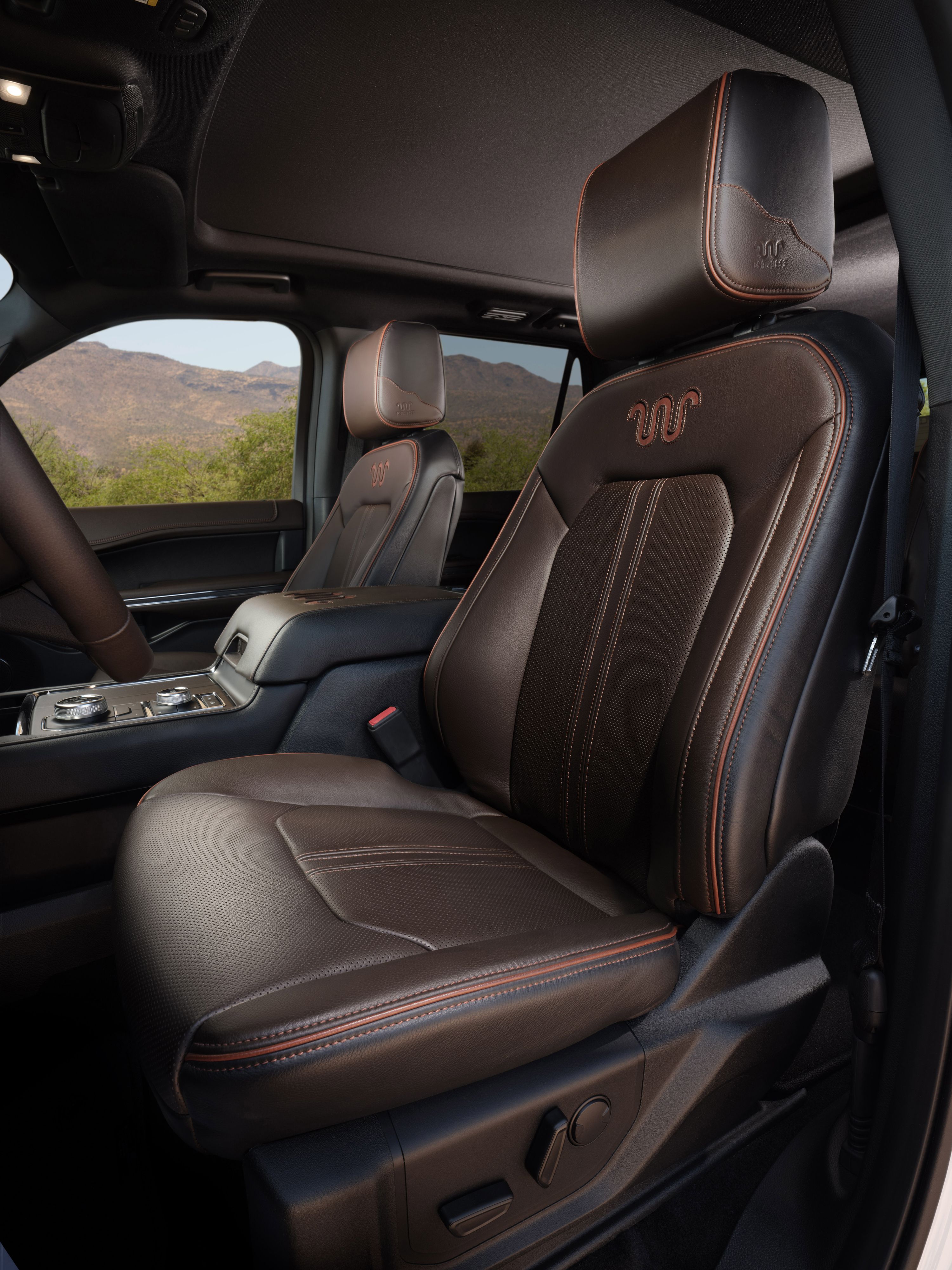 2020 Ford Expedition Interior Photos