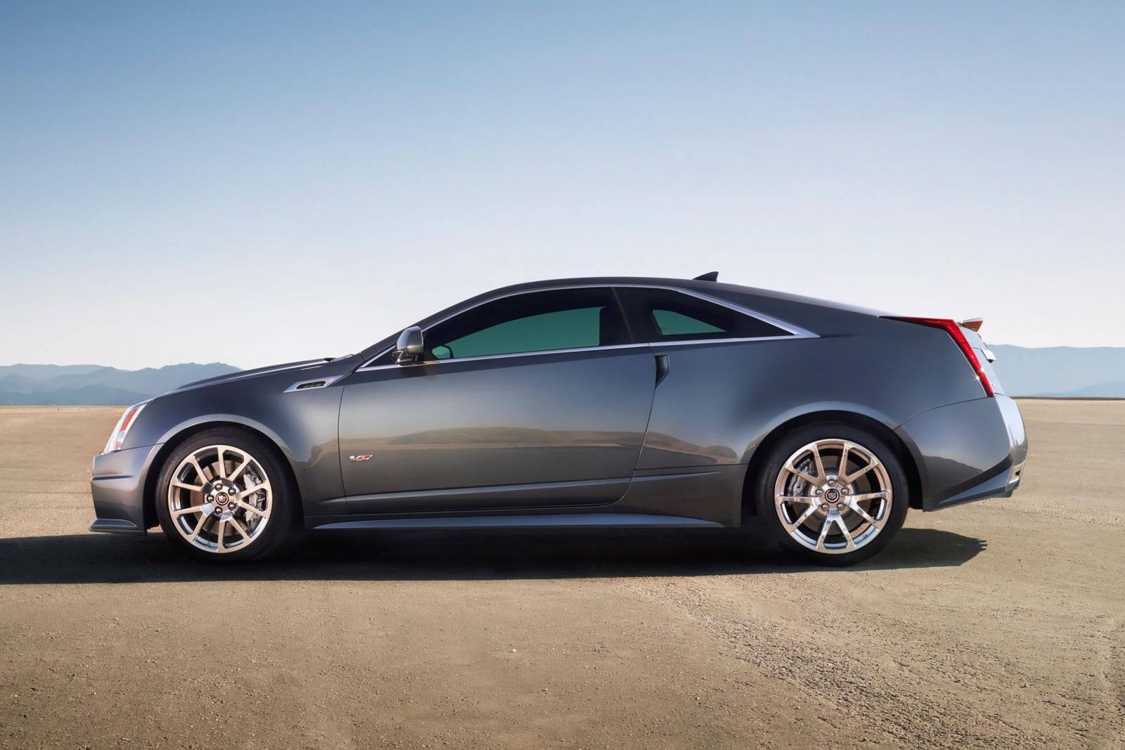 The Cadillac CTS-V Is A Supercharged Bargain Hero