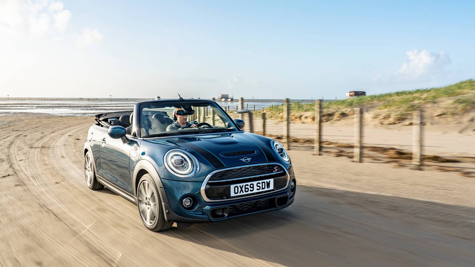 Popular Mini Sidewalk Edition Returns To America
