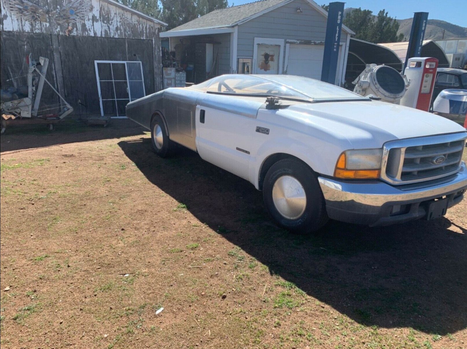 This Aerodynamic Bubble-Roof Ford F-250 Is Weird As It Gets