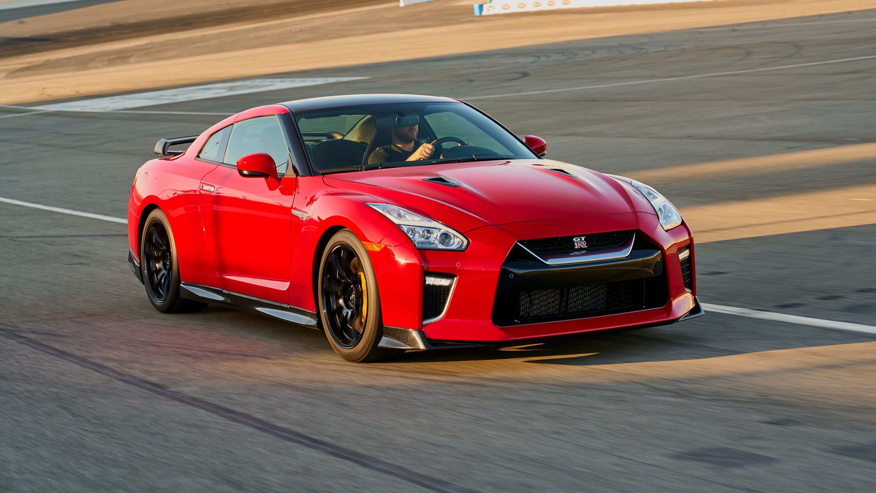 2020 Nissan GT-R Pricing, Photos & Specs