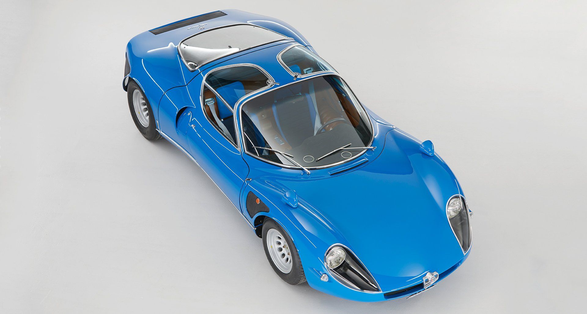 Jaw Dropping! The Most Beautiful Classic Alfa Romeo Sports Car Ever Made. - 4y37mec