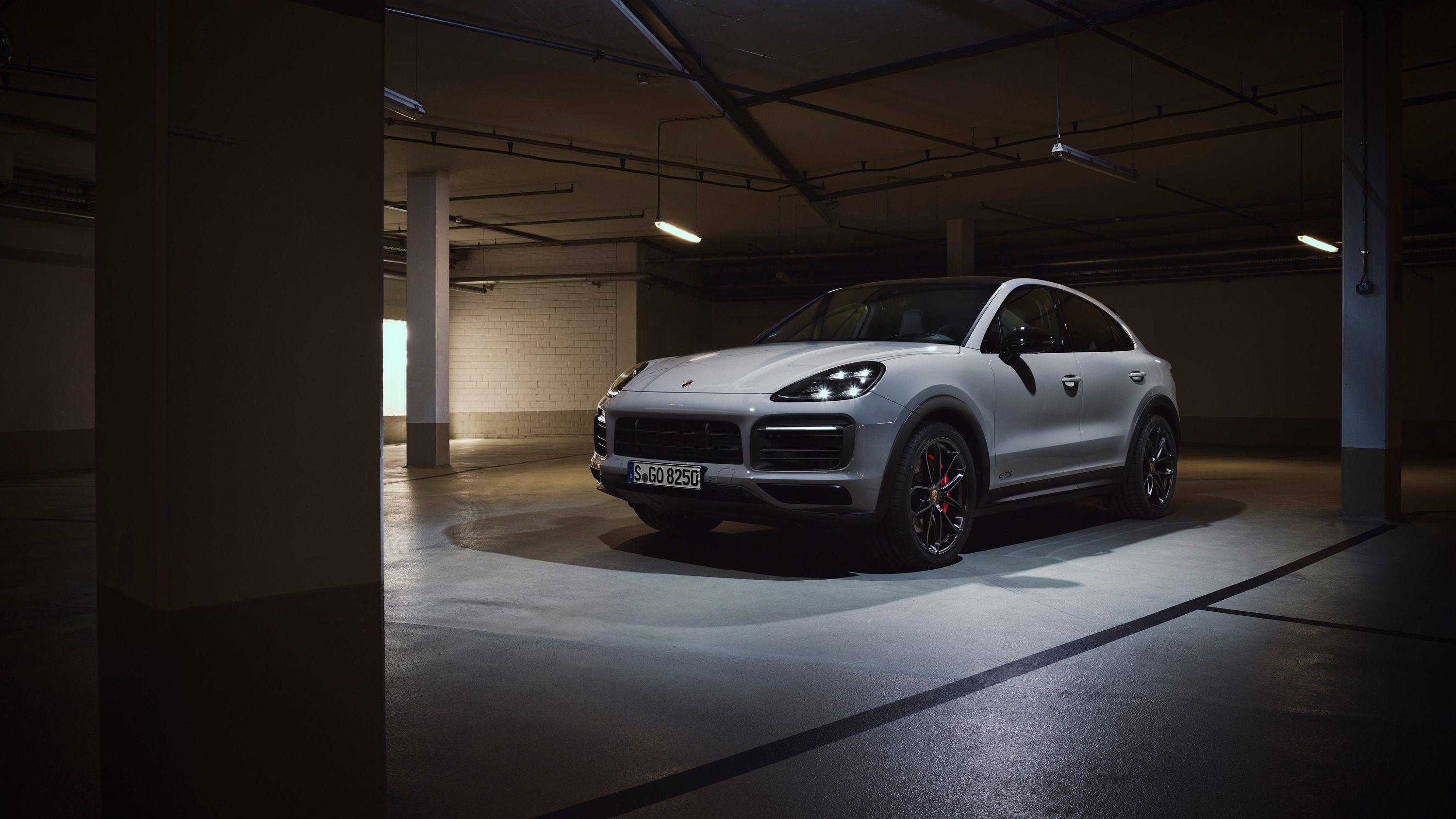 Porsche Cayenne 2021 review: GTS - Twin-turbo V8 SUV is up for the fight  against AMG!