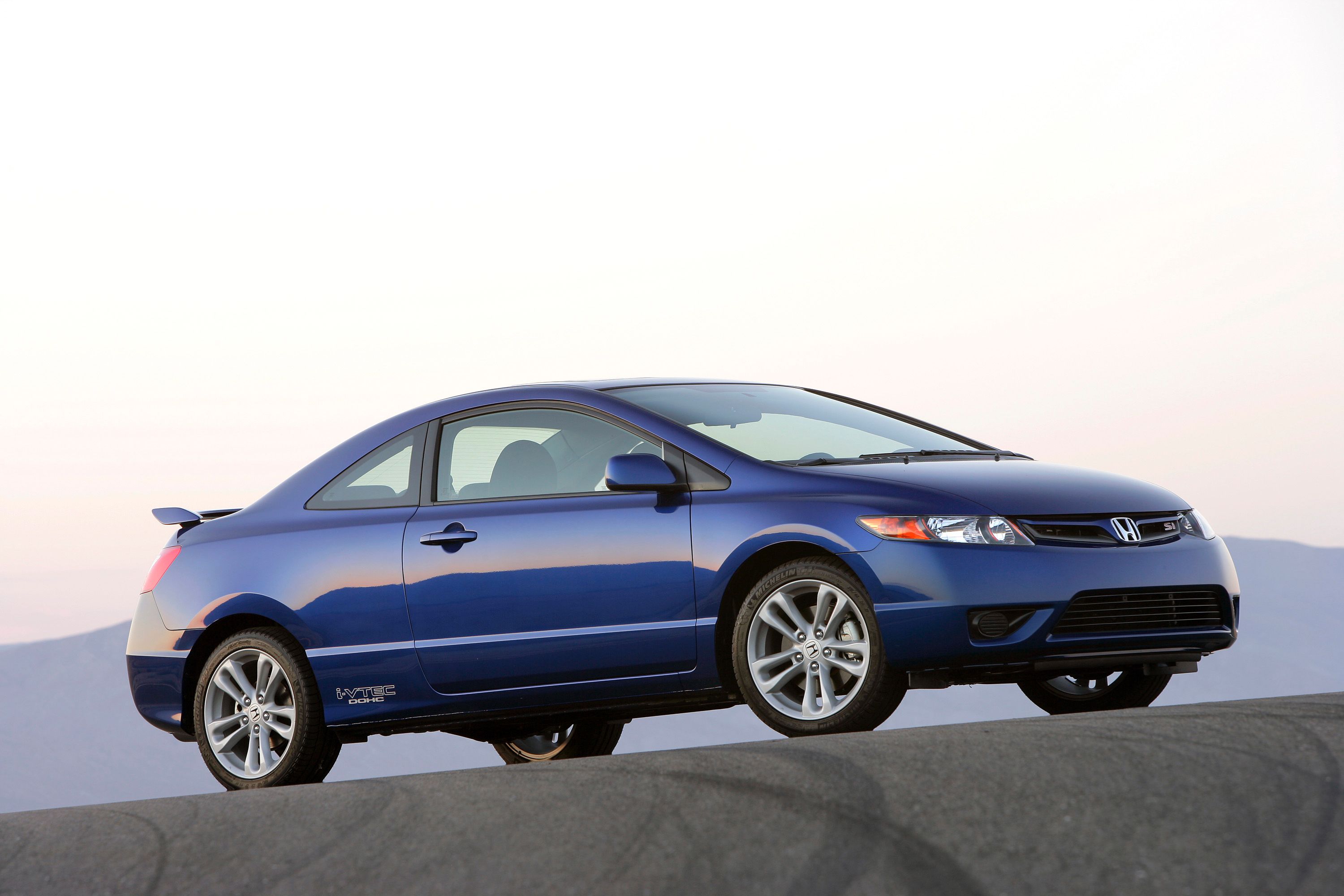 A Used Honda Civic Si Is A Young Enthusiast's Dream Car