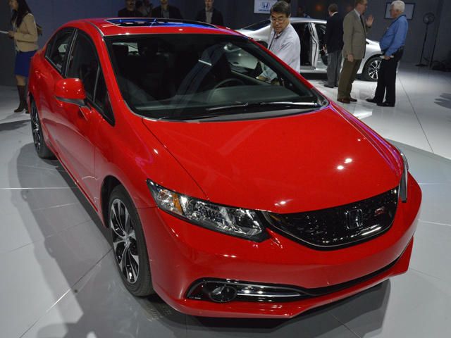 Honda Unveils 2013 Civic in LA