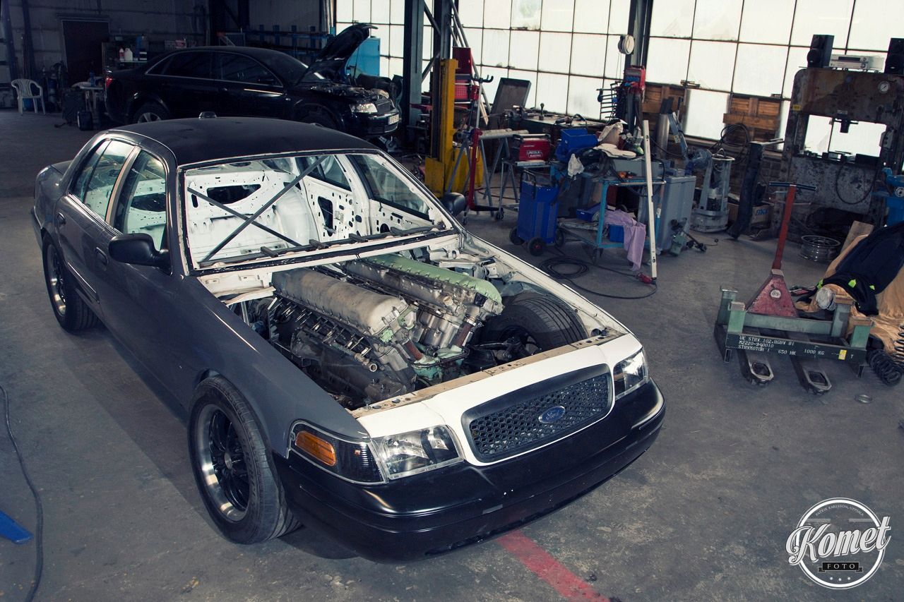 Ford Police Interceptor With 27-Liter Engine Is The Craziest Engine ...