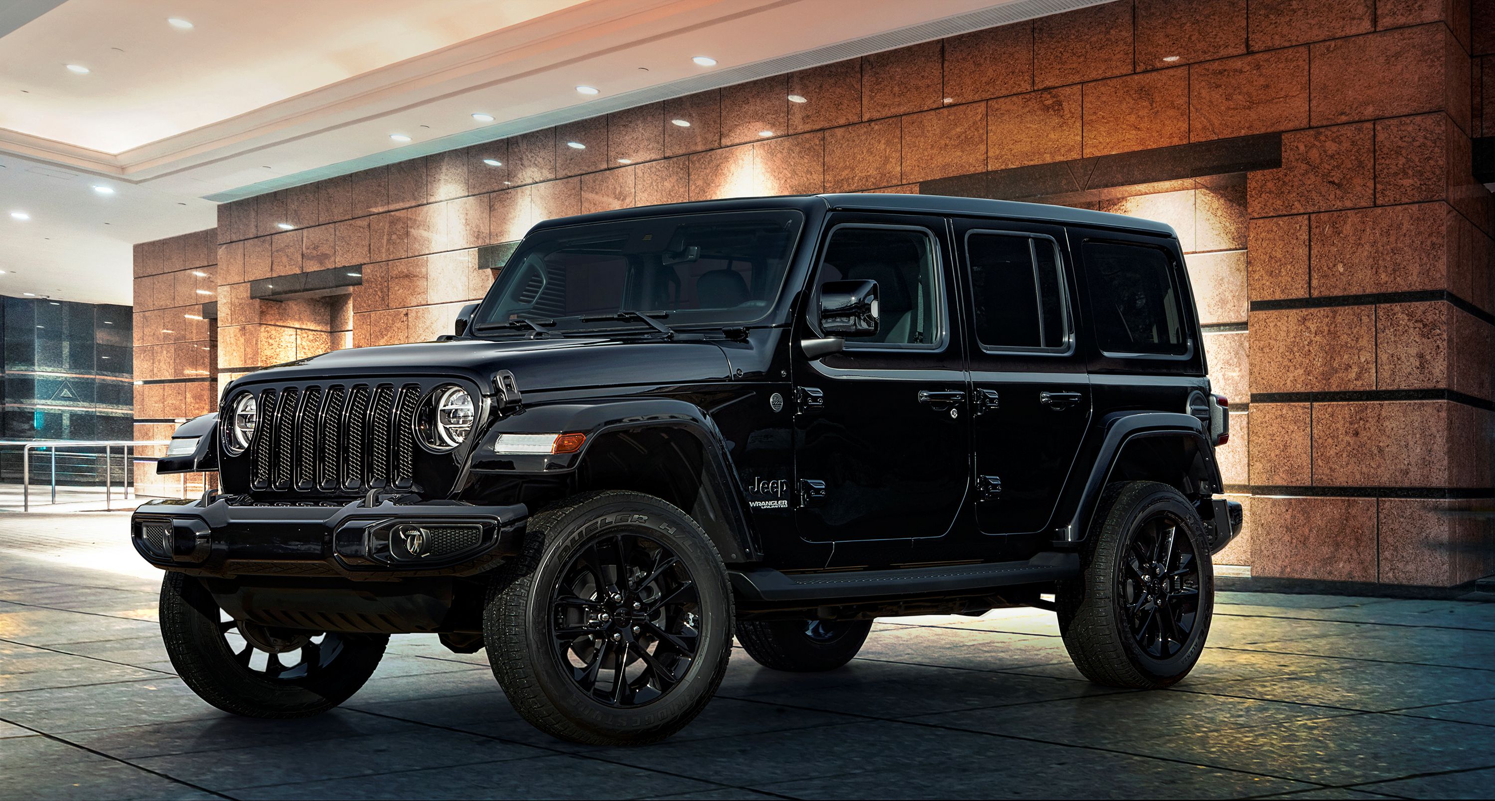 jeep-s-most-luxurious-wrangler-returns-for-2021