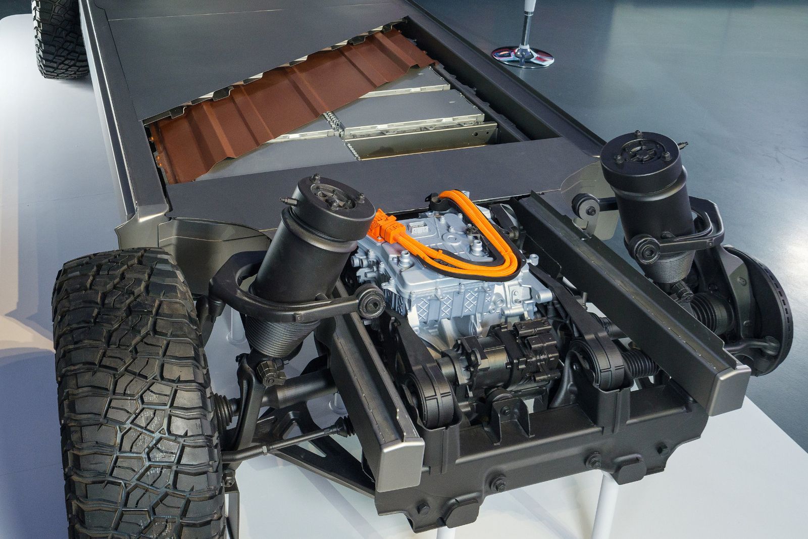 Everything You Need To Know About The GMC Hummer SUT