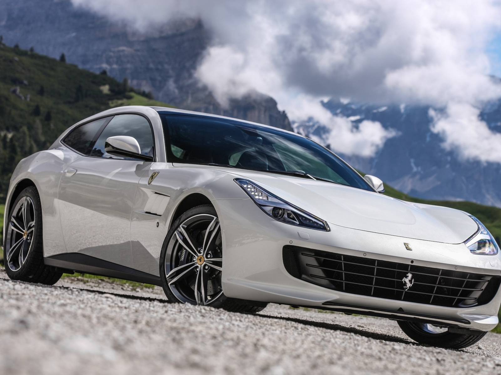 Official: Ferrari GTC4Lusso Has Been Discontinued