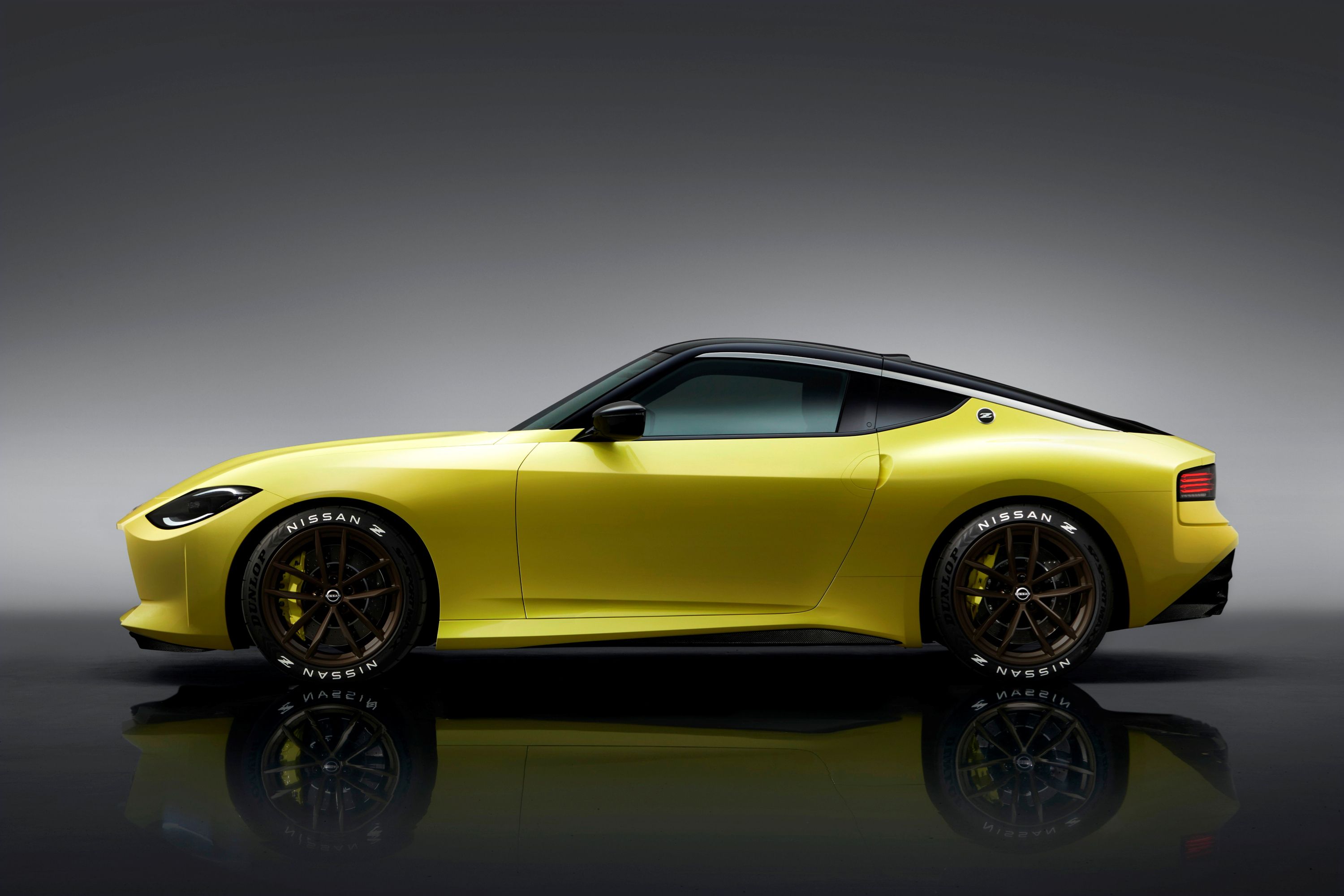 Here's Why Nissan Should Build A 400Z Convertible