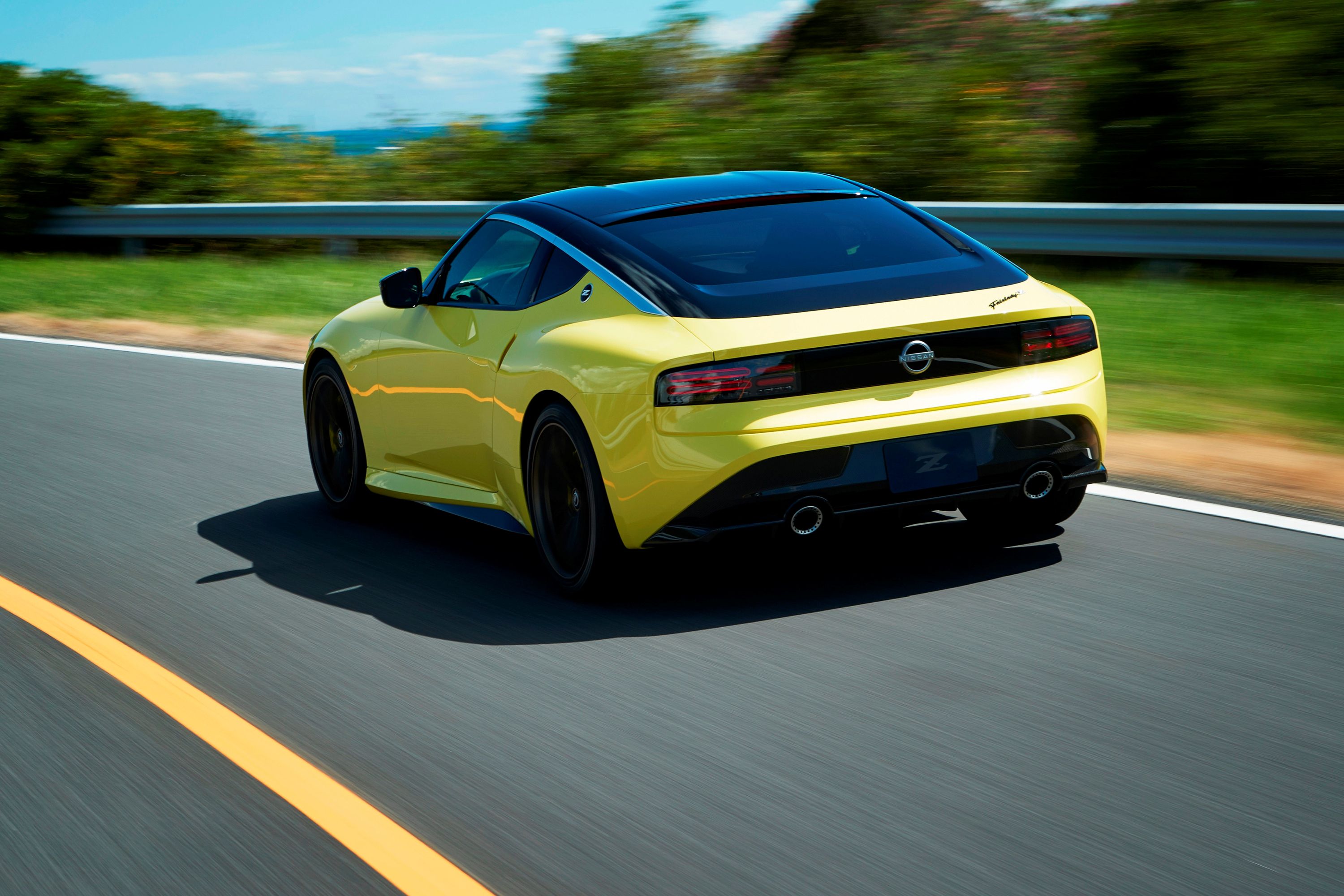 Here's Why Nissan Should Build A 400Z Convertible