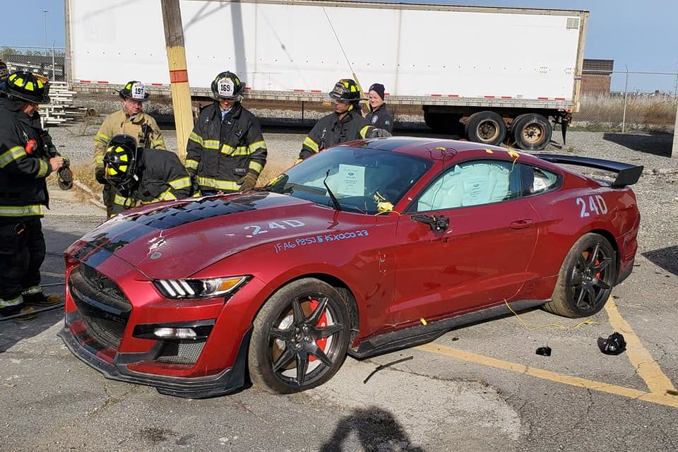 Ford Mustang Shelby GT500 Destroyed By Fire Department