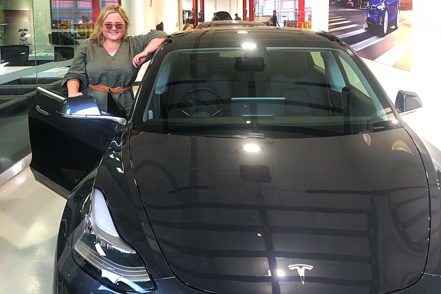 Tesla Model 3 Owner Trolls Clueless Car Thieves