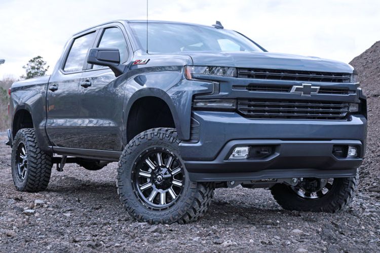 New Kit Lifts Chevy Silverado And GMC Sierra By Six Inches