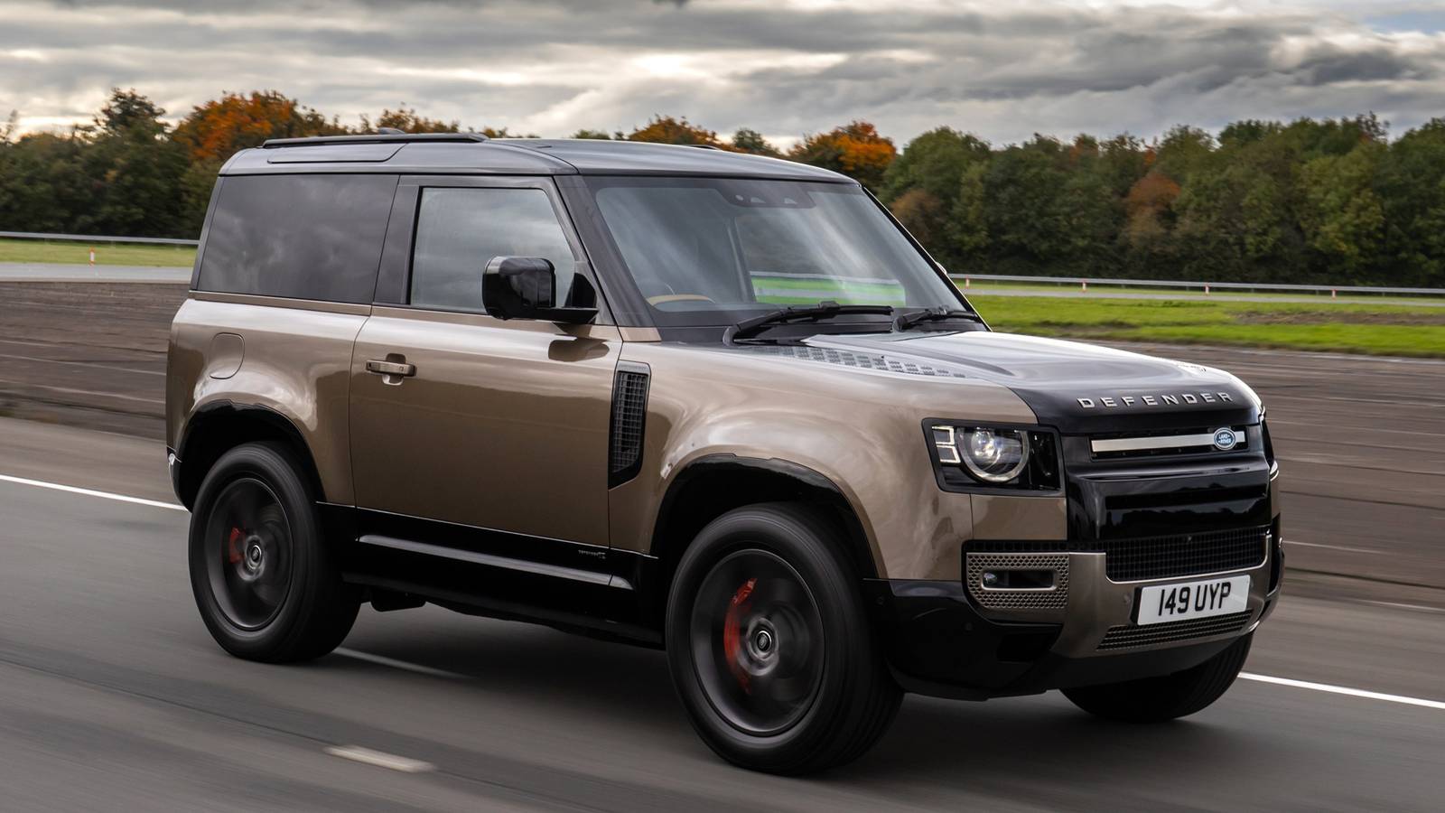 Two-Door Land Rover Defender 90 Getting V8 Power