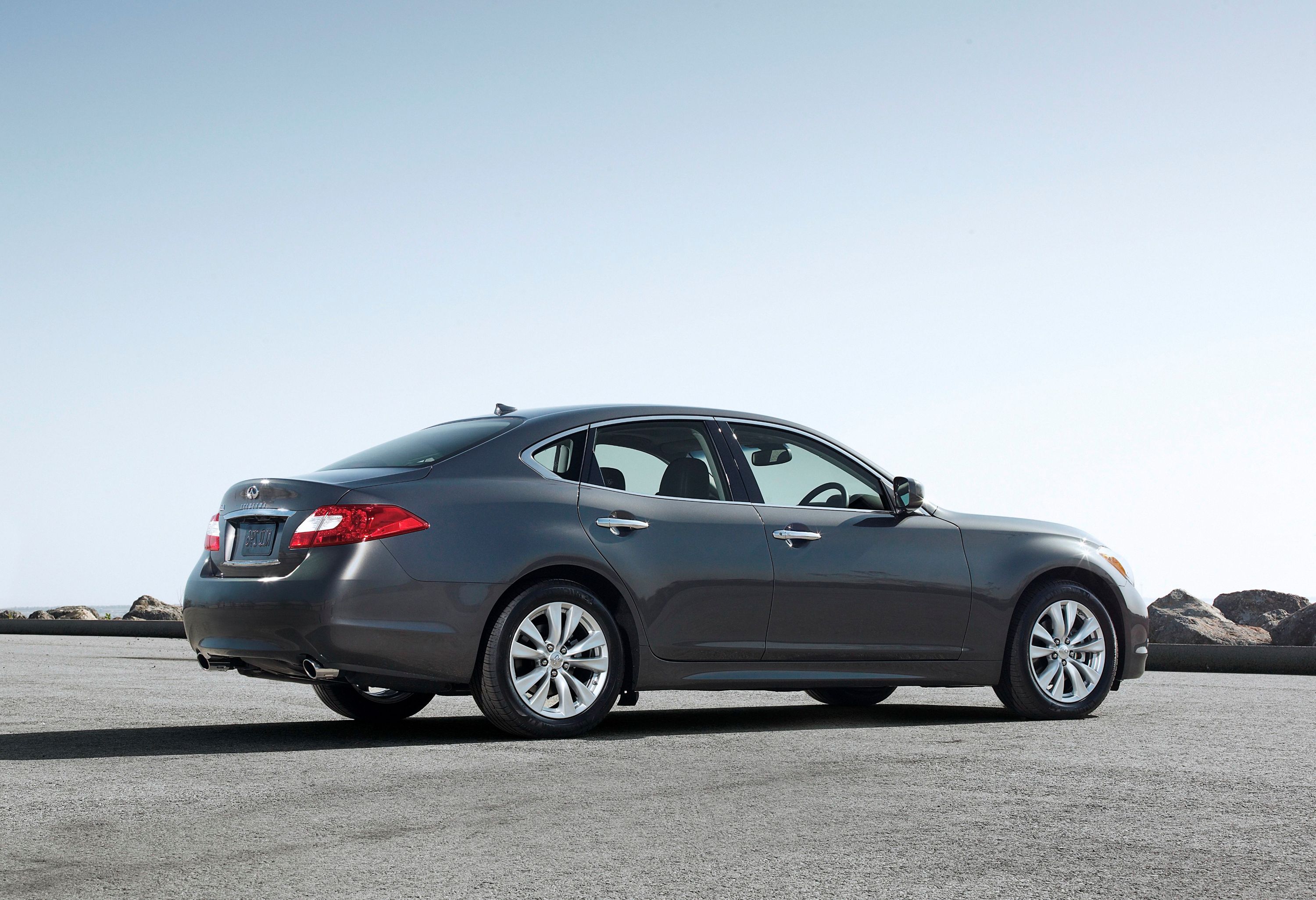 2013 Infiniti M37 Exterior Photos