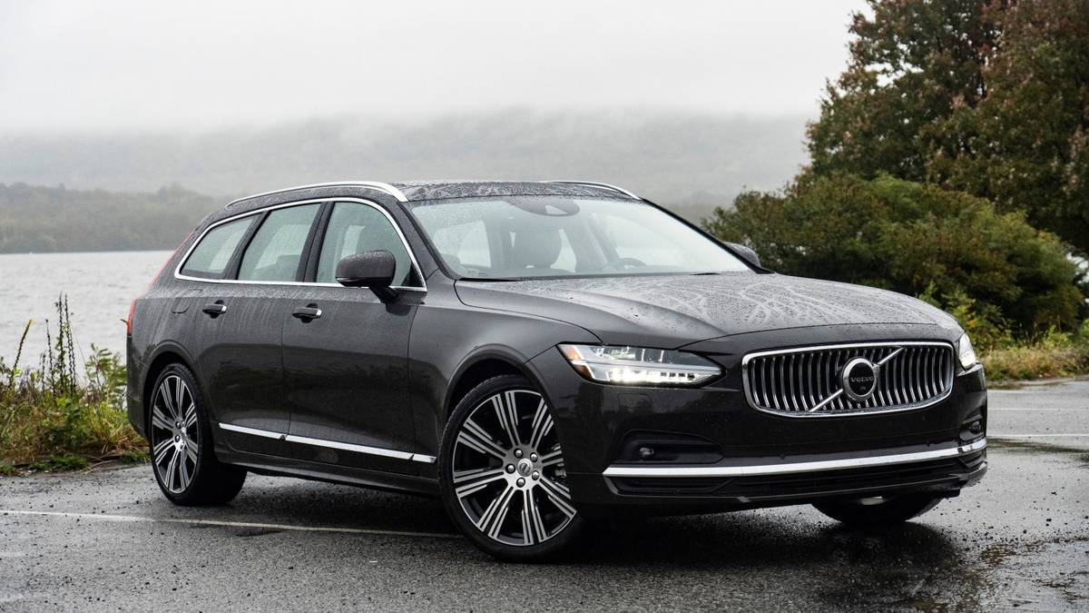 Volvo V90: Review, Pricing, Photos, and Specs