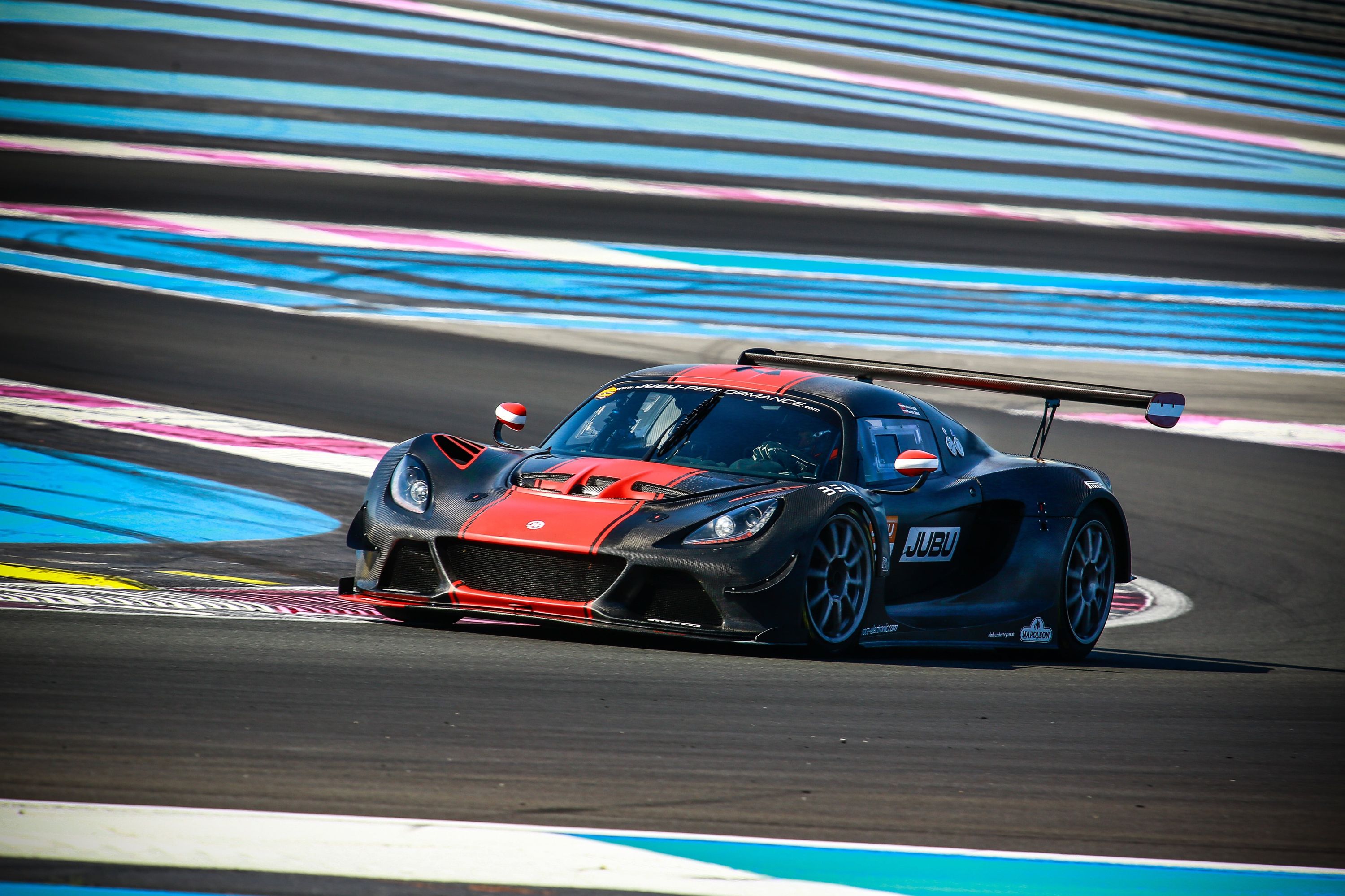 783675.jpg?w=1600&h=900&fit=crop