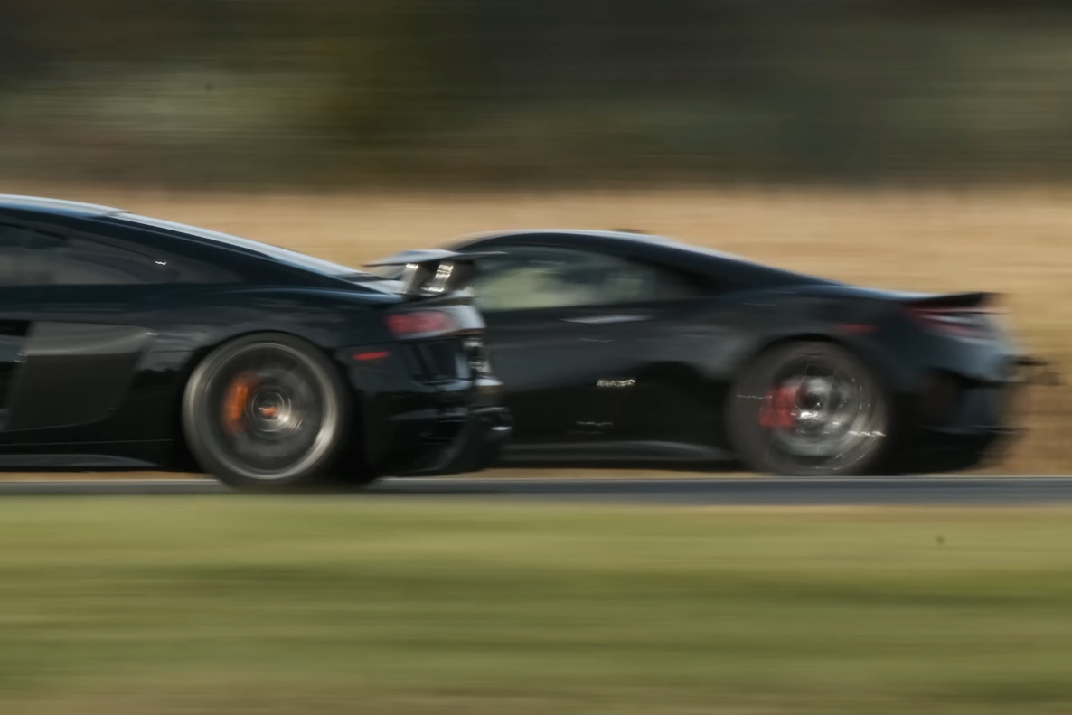 Supercar Drag Race: Acura NSX Vs. Audi R8 V10 Plus