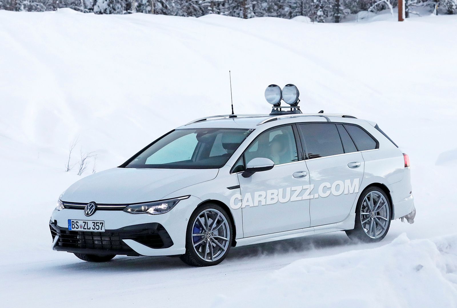 New Volkswagen Golf R Wagon Spied Completely Naked