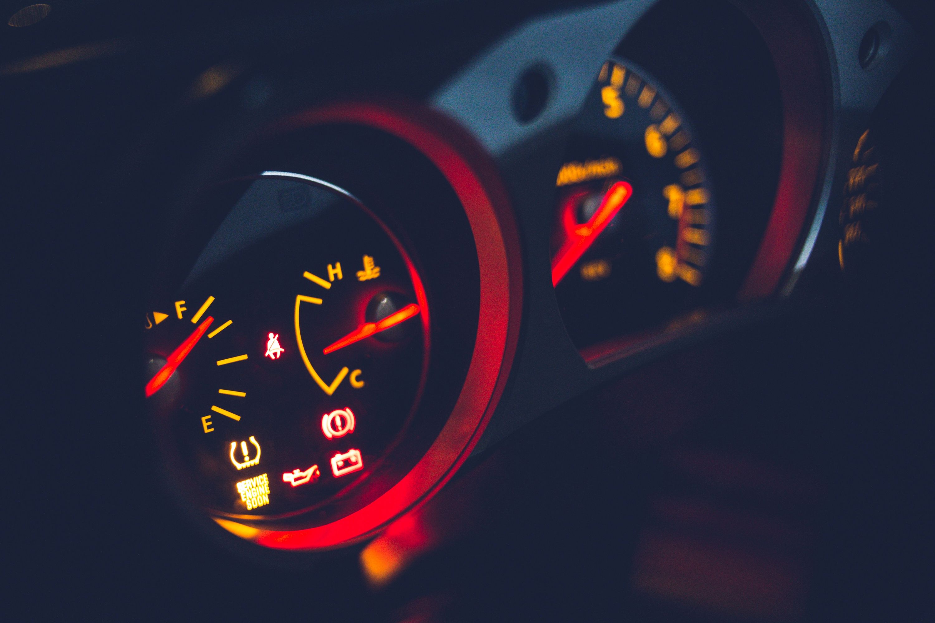 A Complete Guide to Warning Lights on Your Car Dashboard