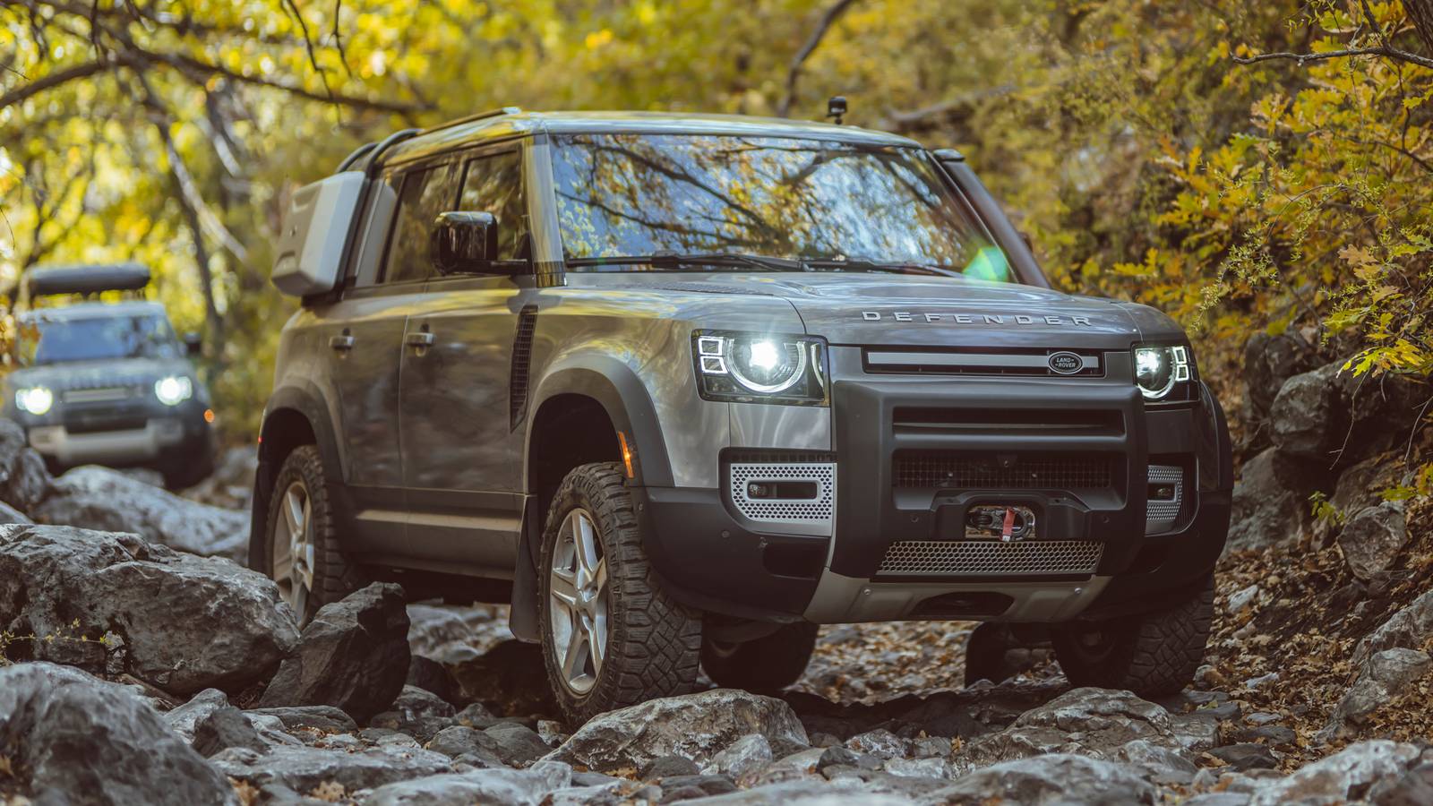 Outlander Land Rover Defender Land Rover Defender Stars In New Overlanding Documentary