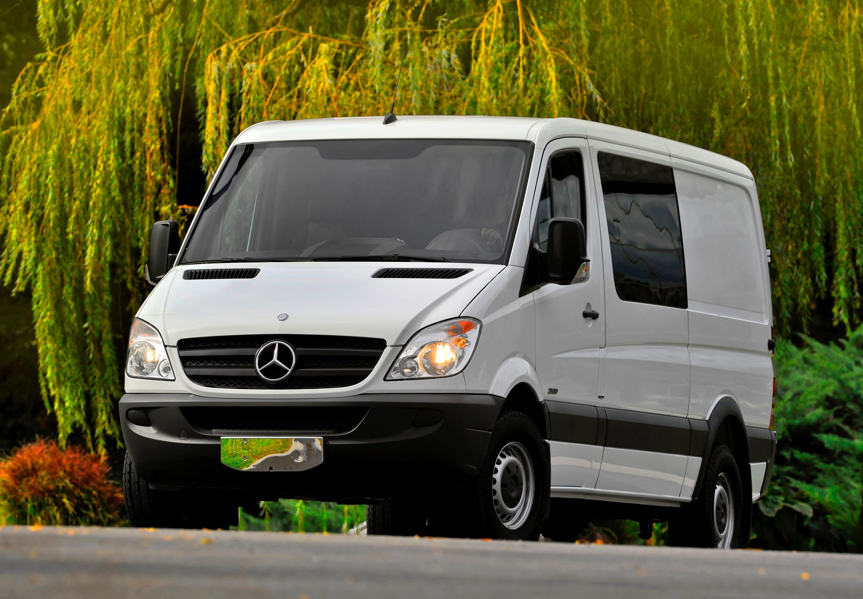 2012 Mercedes-Benz Sprinter Crew Van Pricing, Photos & Specs