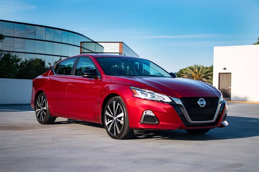 2020 Nissan Altima Pricing, Photos & Specs
