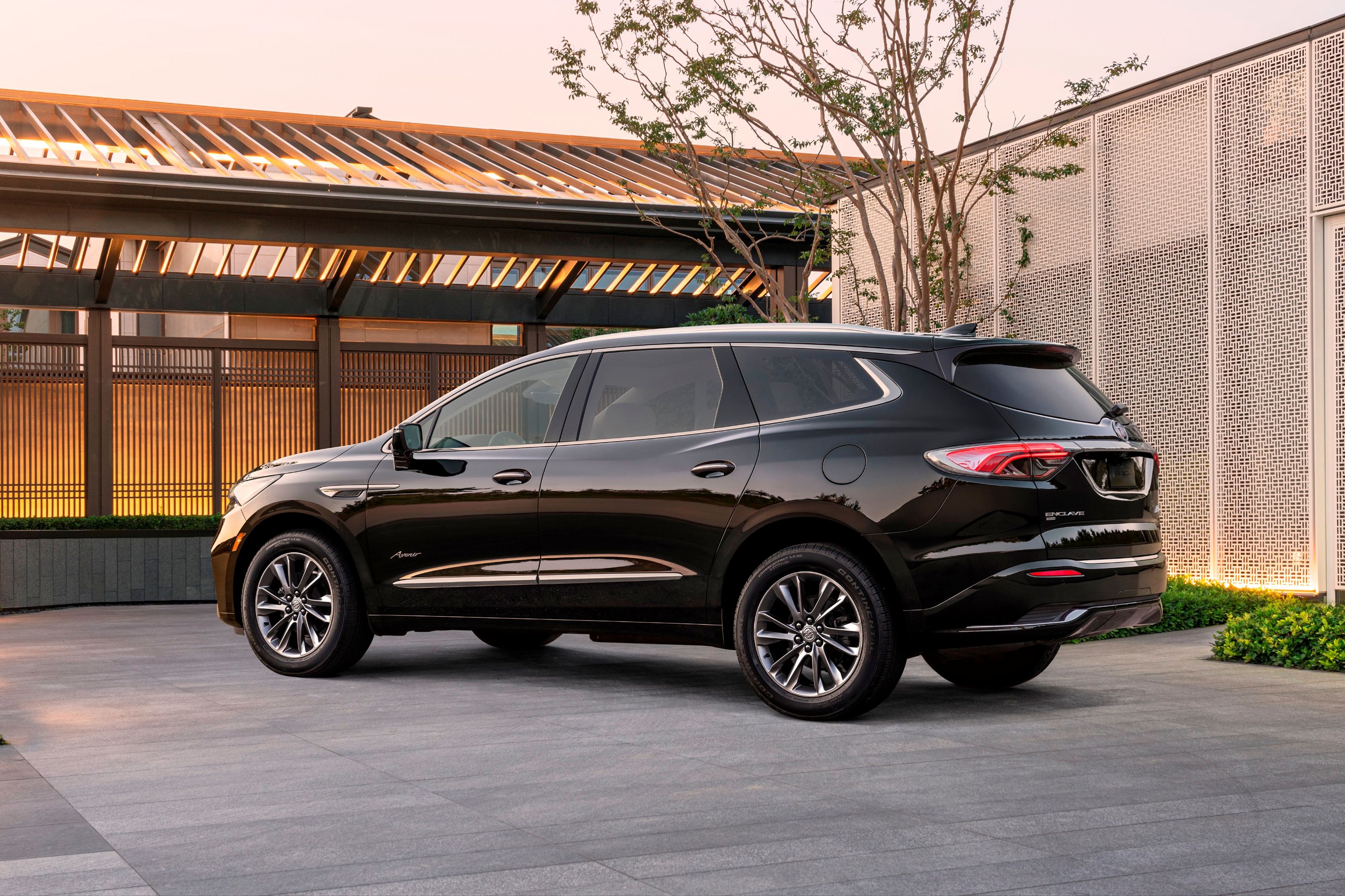 2024 Buick Enclave Exterior Photos