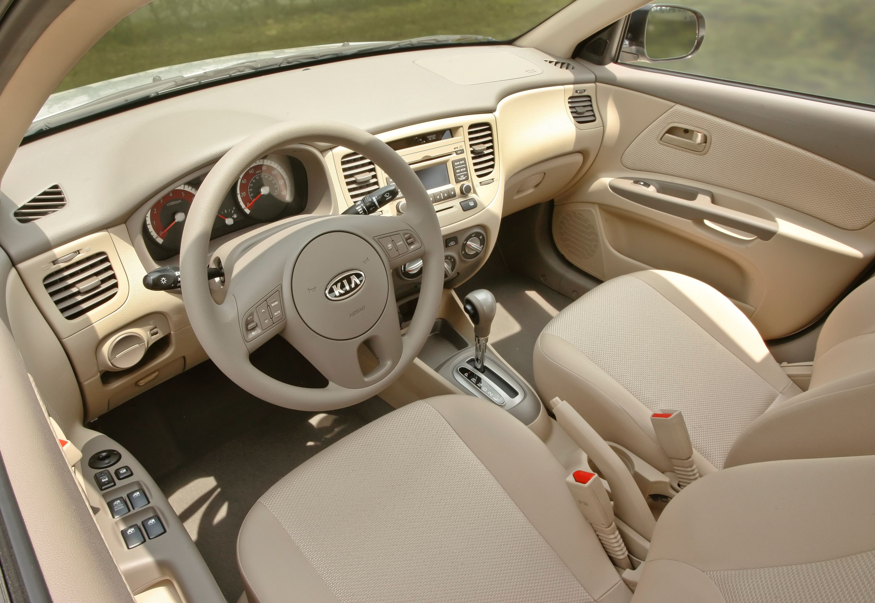 2010 Kia Rio5 Interior Photos