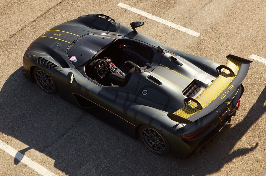 867085.jpg?q=50&fit=crop&w=360