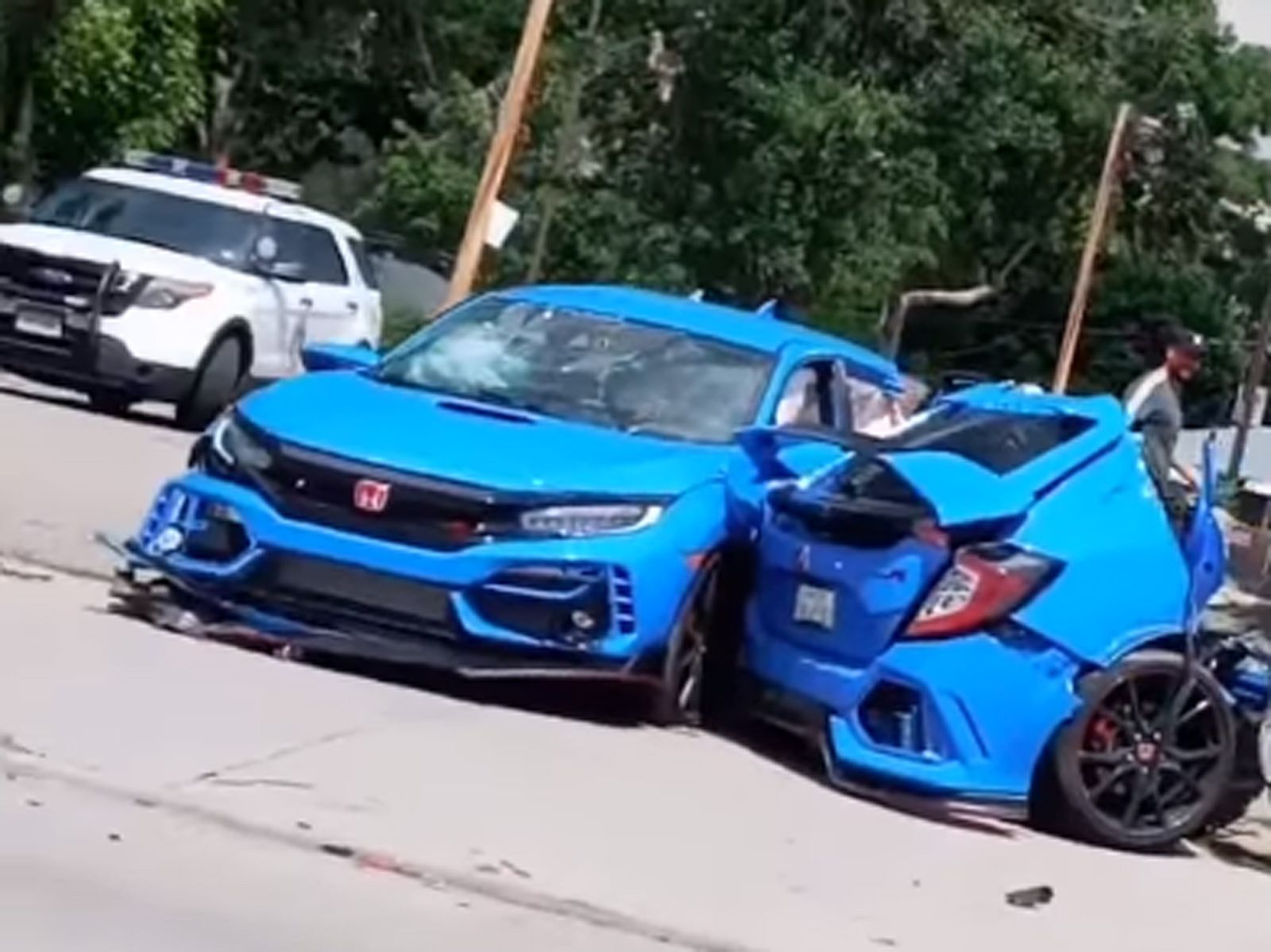 Honda Civic Type R Sliced In Half Is Shocking To See