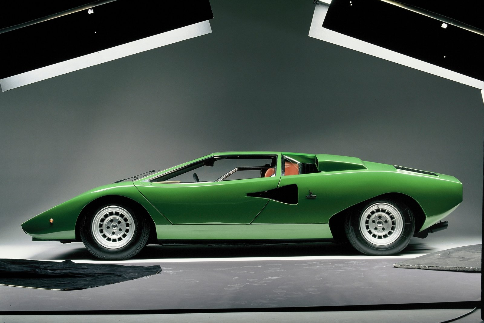 1978 Lamborghini Countach LP400 S - Photos Exterior | CarBuzz