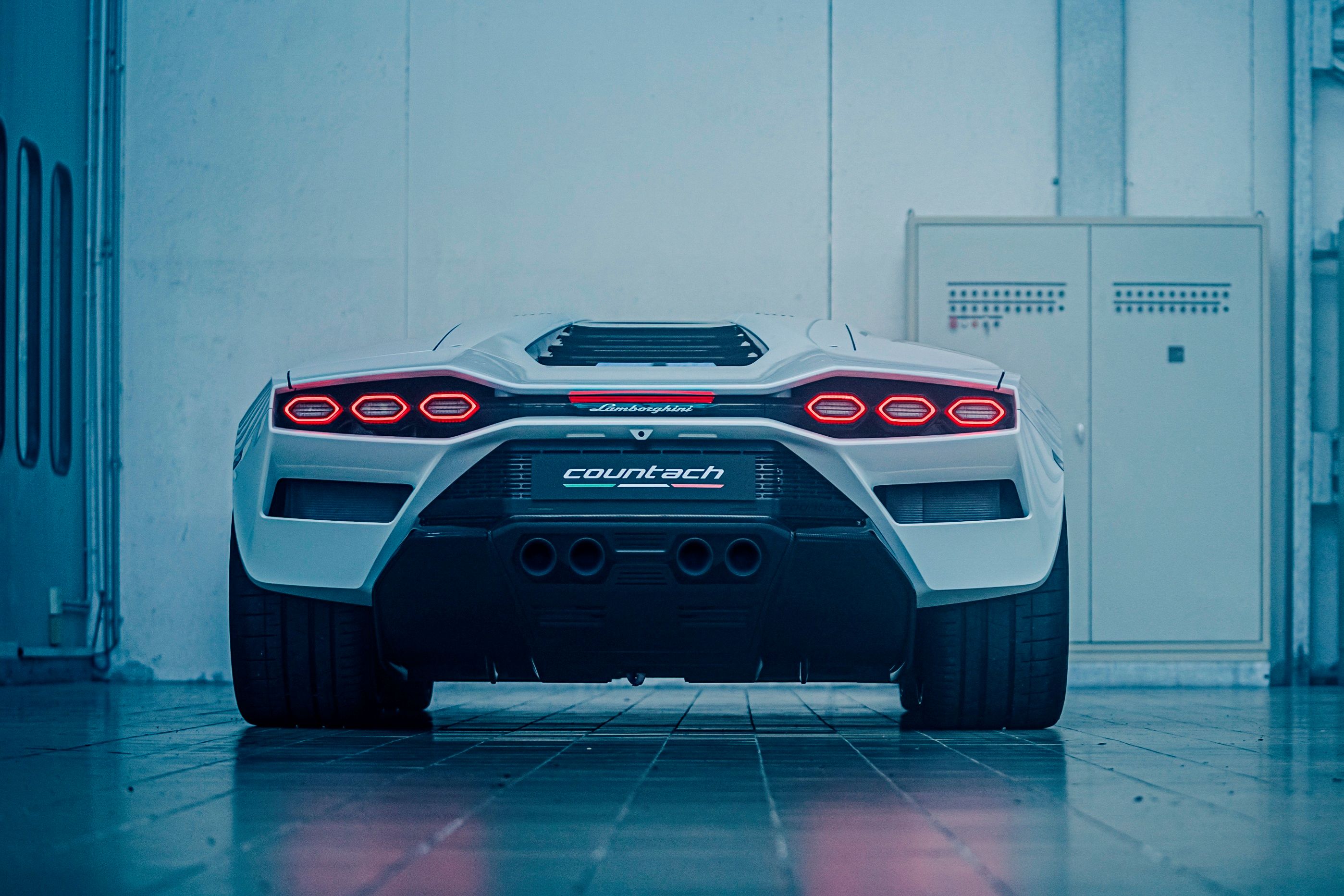 2022 Lamborghini Countach Pricing, Photos & Specs