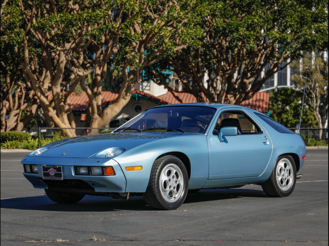 A Brief History Of The Porsche 928