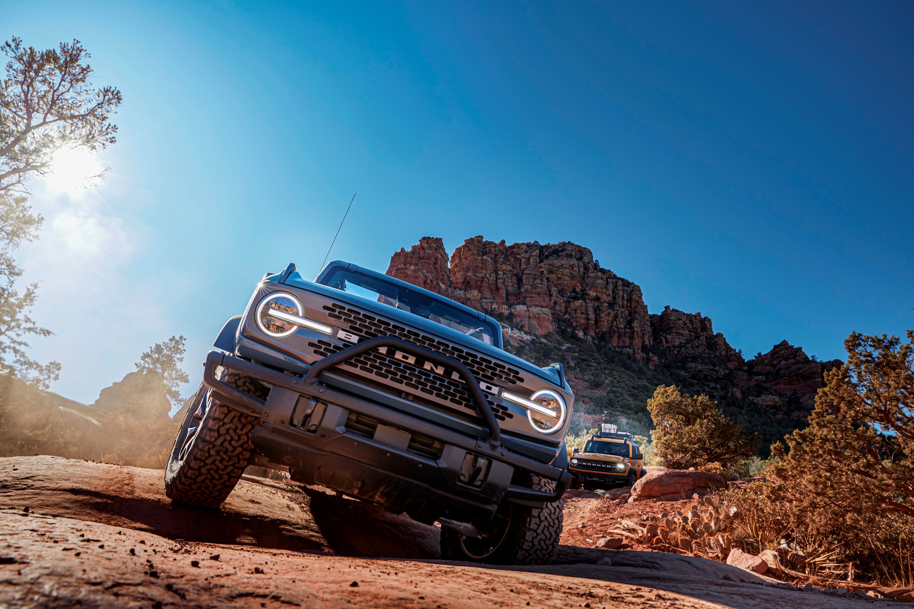 Bronco R Trophy Ford Bronco Suspension Is Inspired By Baja Trophy Trucks