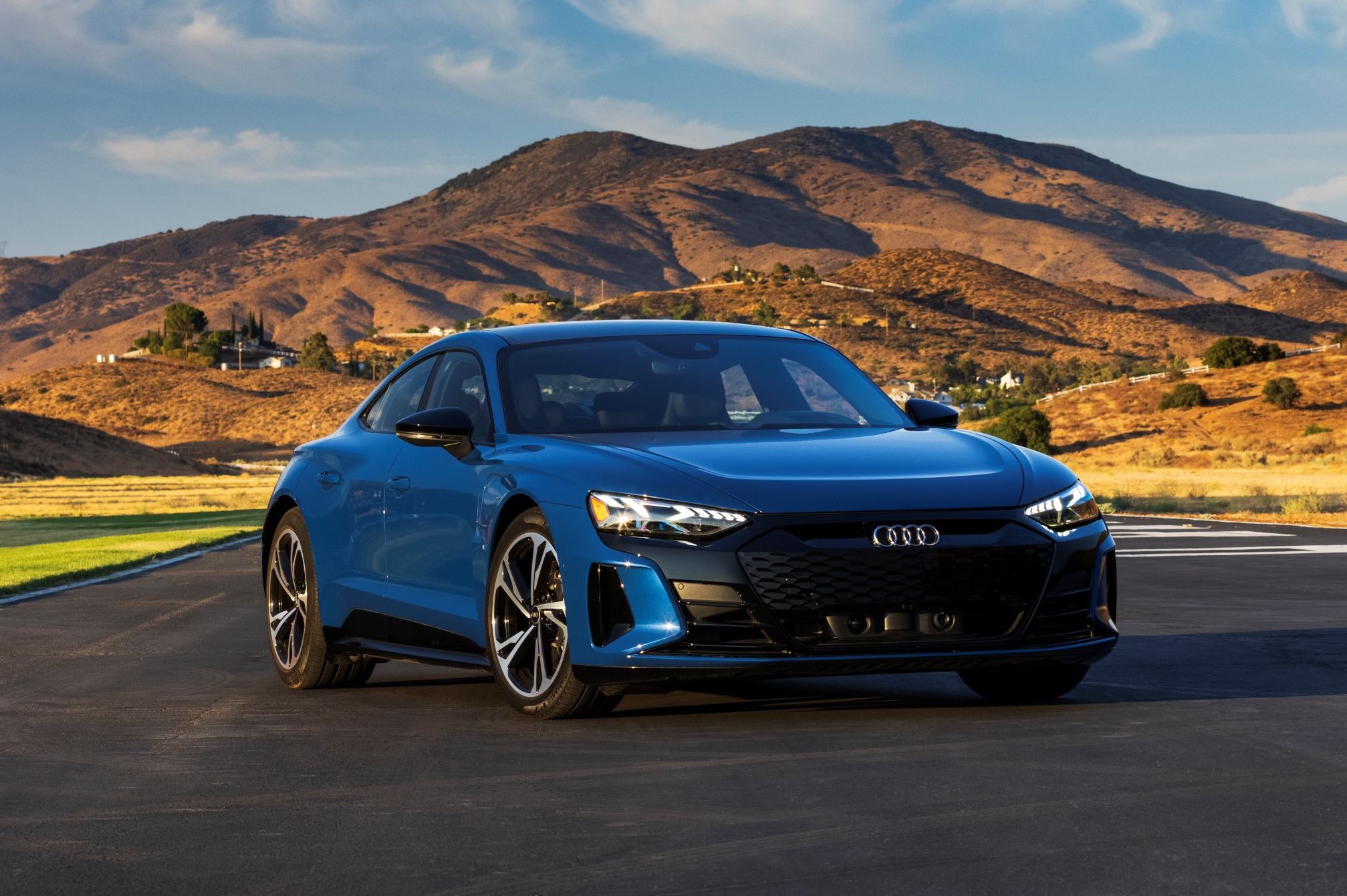 2024 Audi e-tron GT Pricing, Photos & Specs