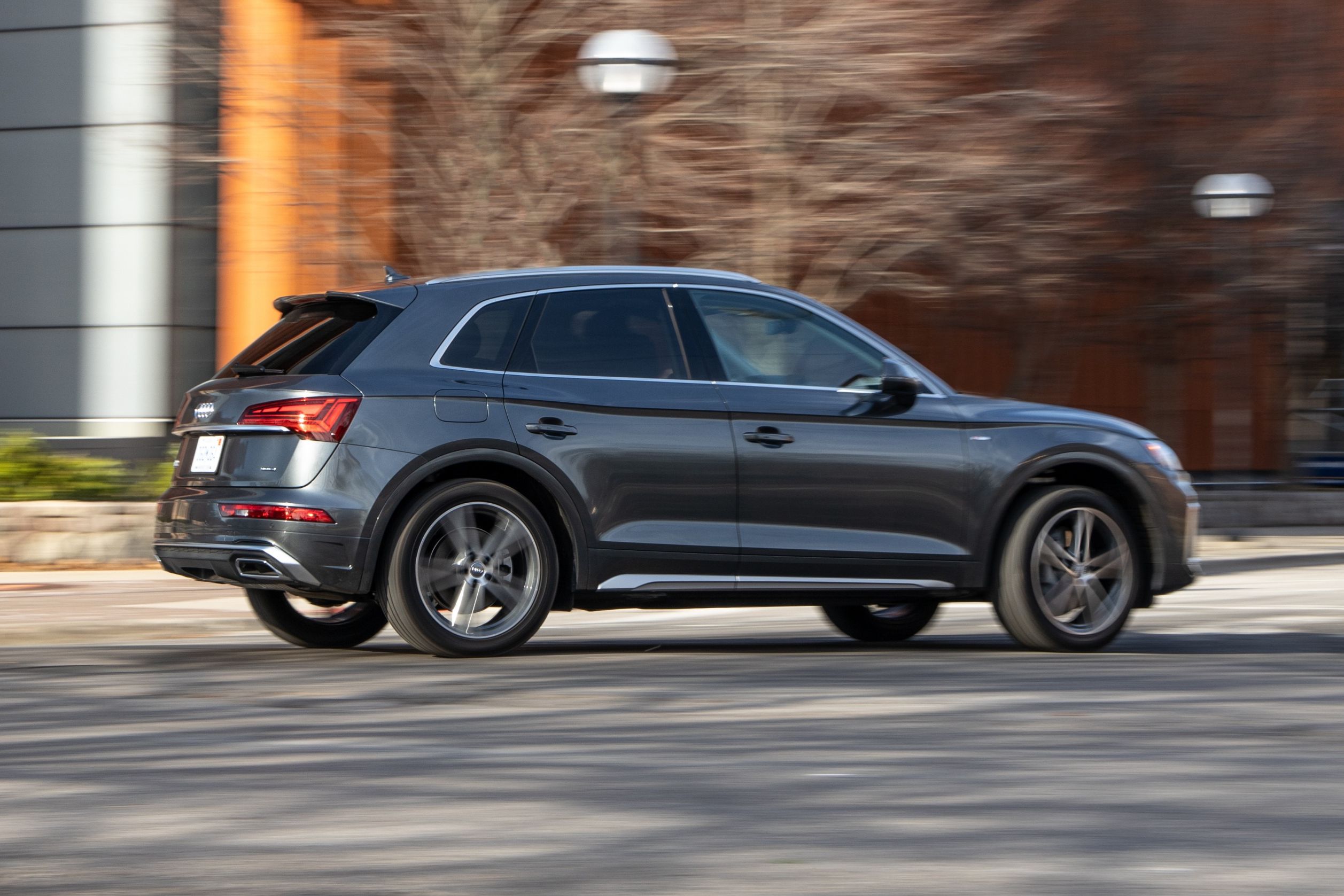 2024 Audi Q5 Hybrid Exterior Photos