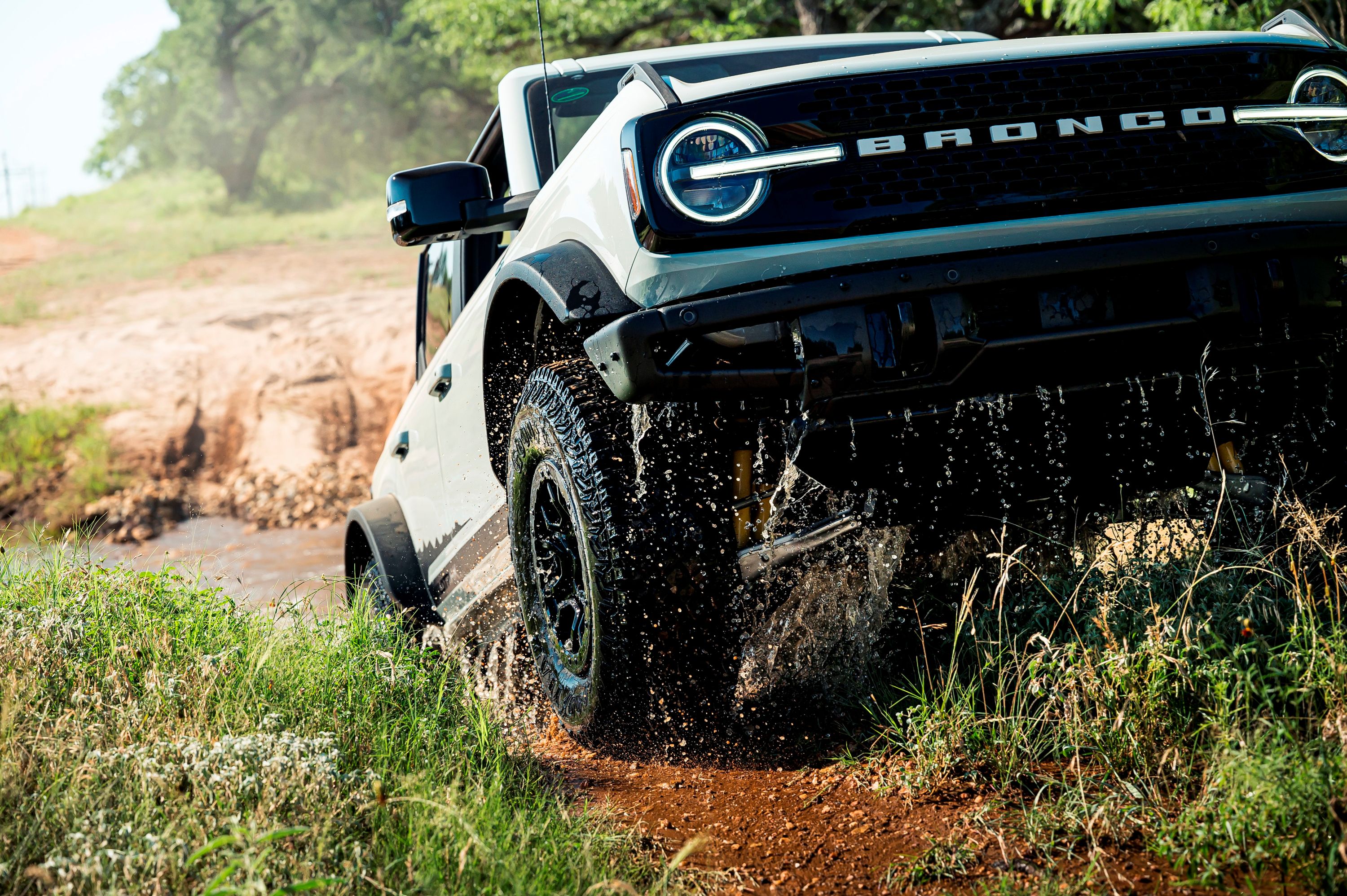 LEAKED: The Ford Bronco Heritage Edition Is Definitely Coming