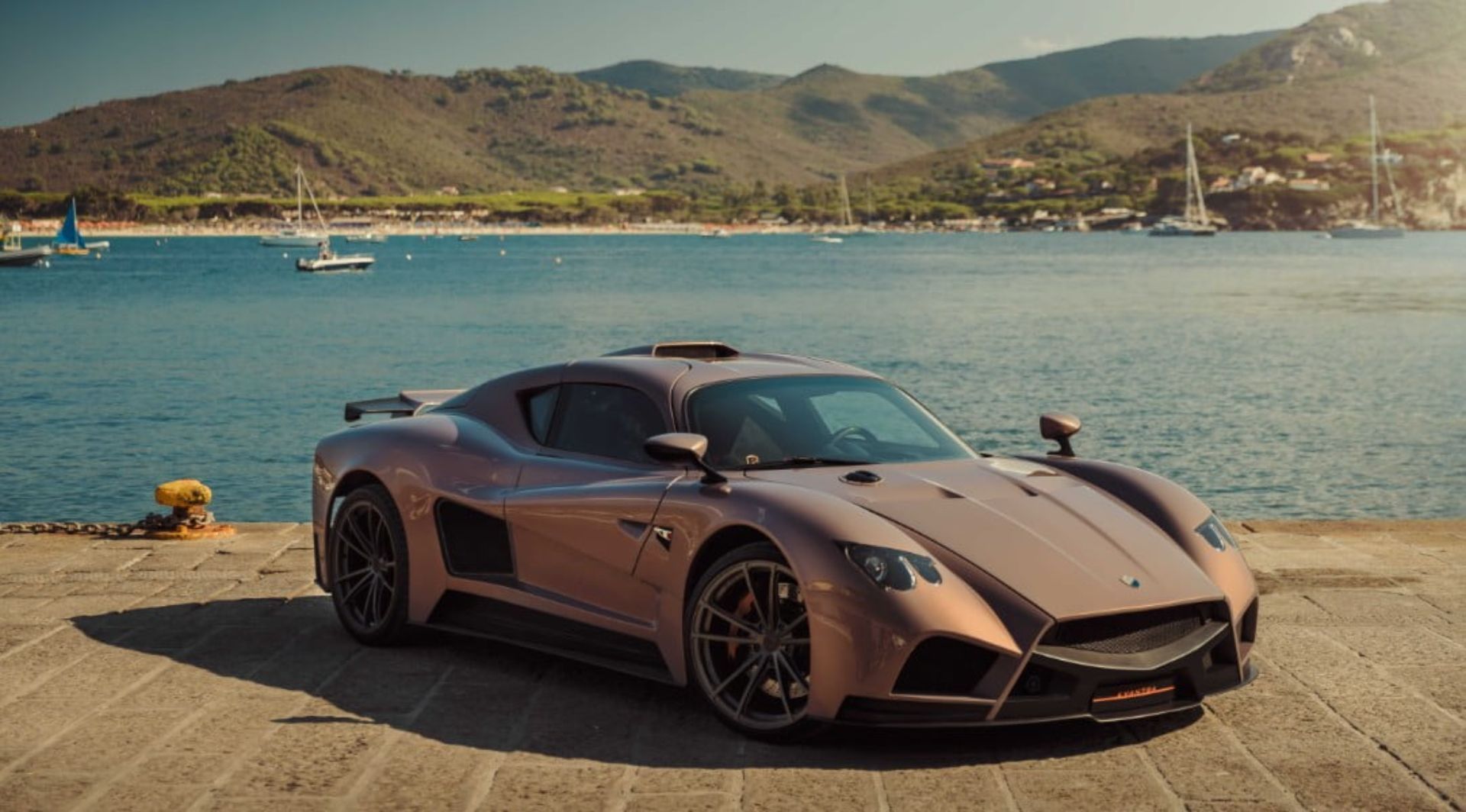 Mazzanti Evantra Pura Is An Italian Supercar With A 760-HP Corvette V8