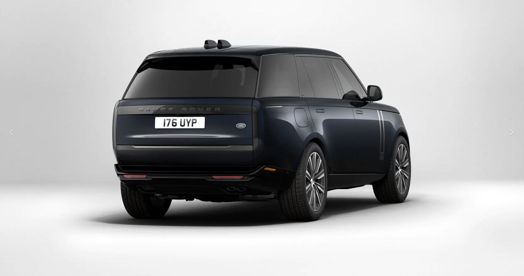 A Fully Loaded 2022 Range Rover Costs Nearly $200,000