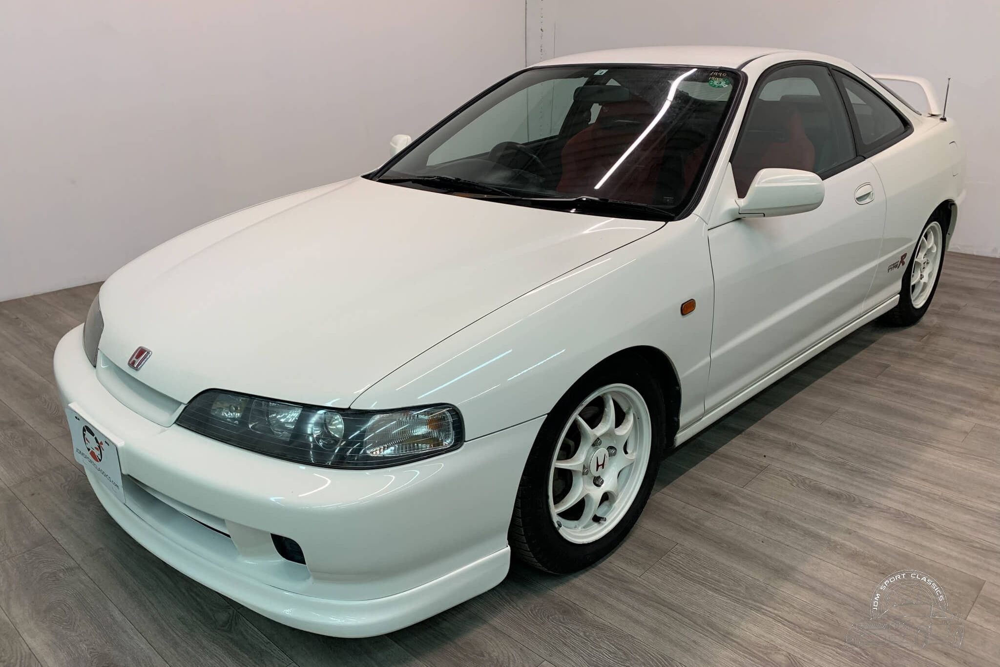 Weekly Treasure: JDM-Spec 1996 Honda Integra Type R