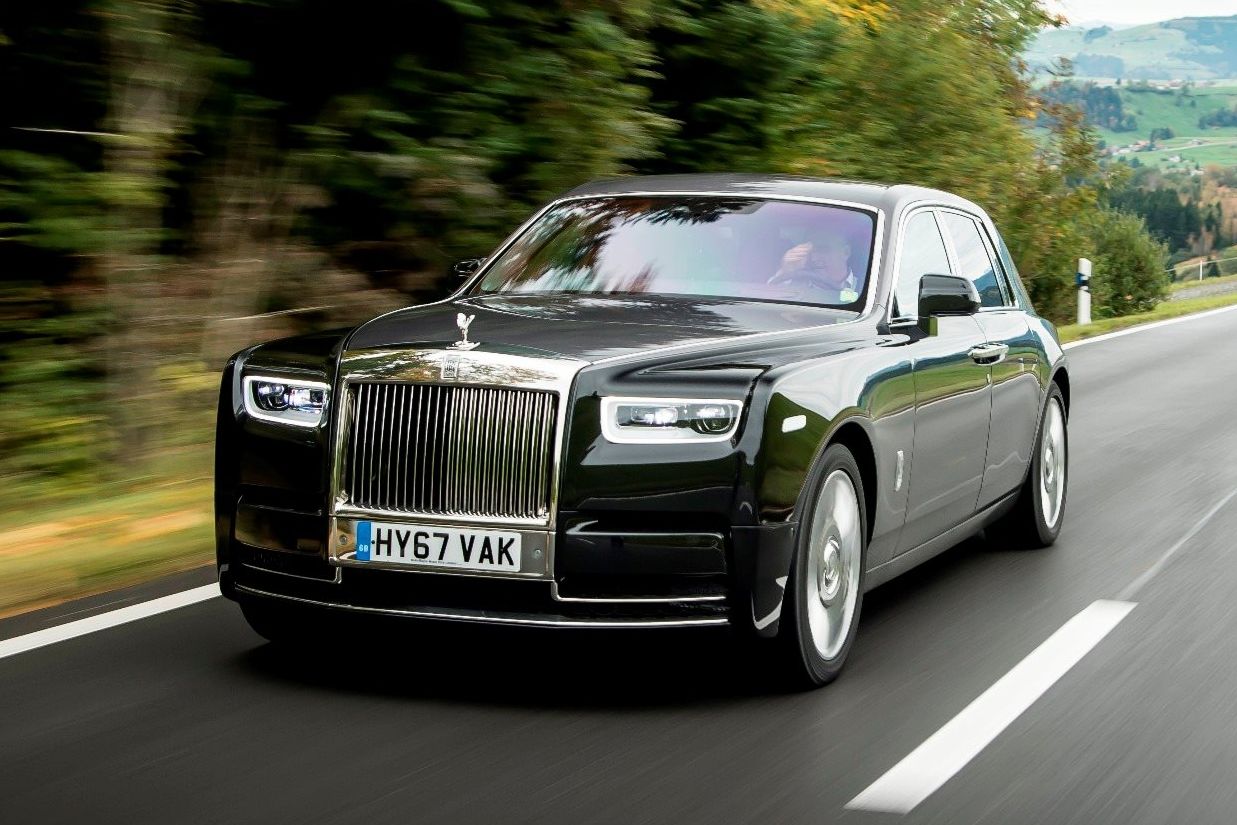 Hundreds Of Rolls-Royce Phantoms Have A Problem