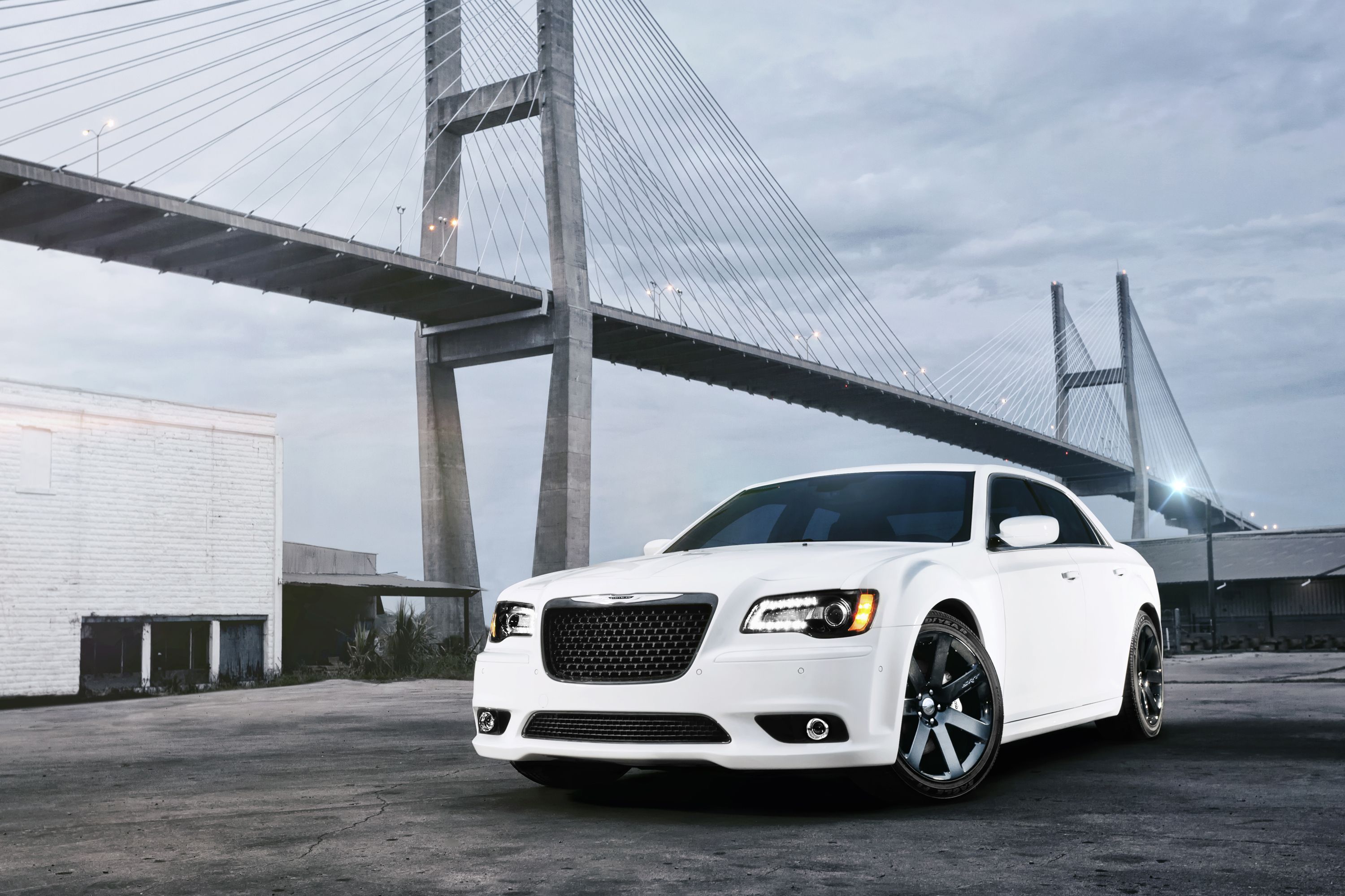 2014 Chrysler 300 SRT8 Exterior Photos
