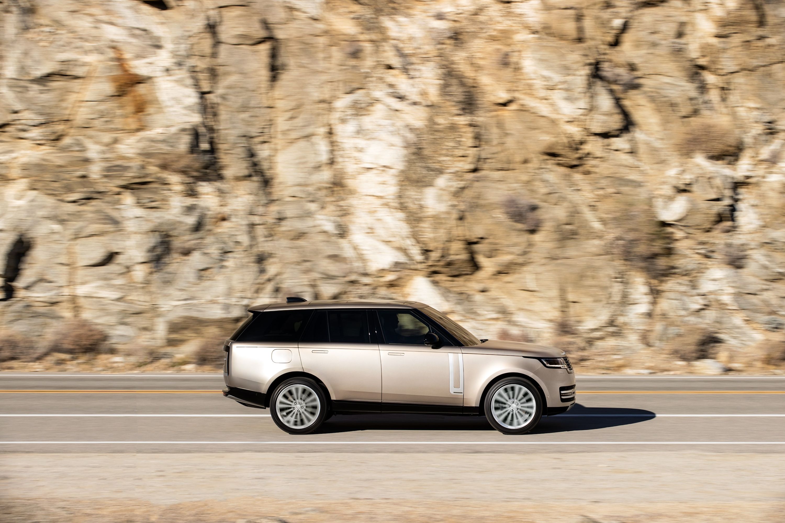 2024 Land Rover Range Rover Pricing, Photos & Specs