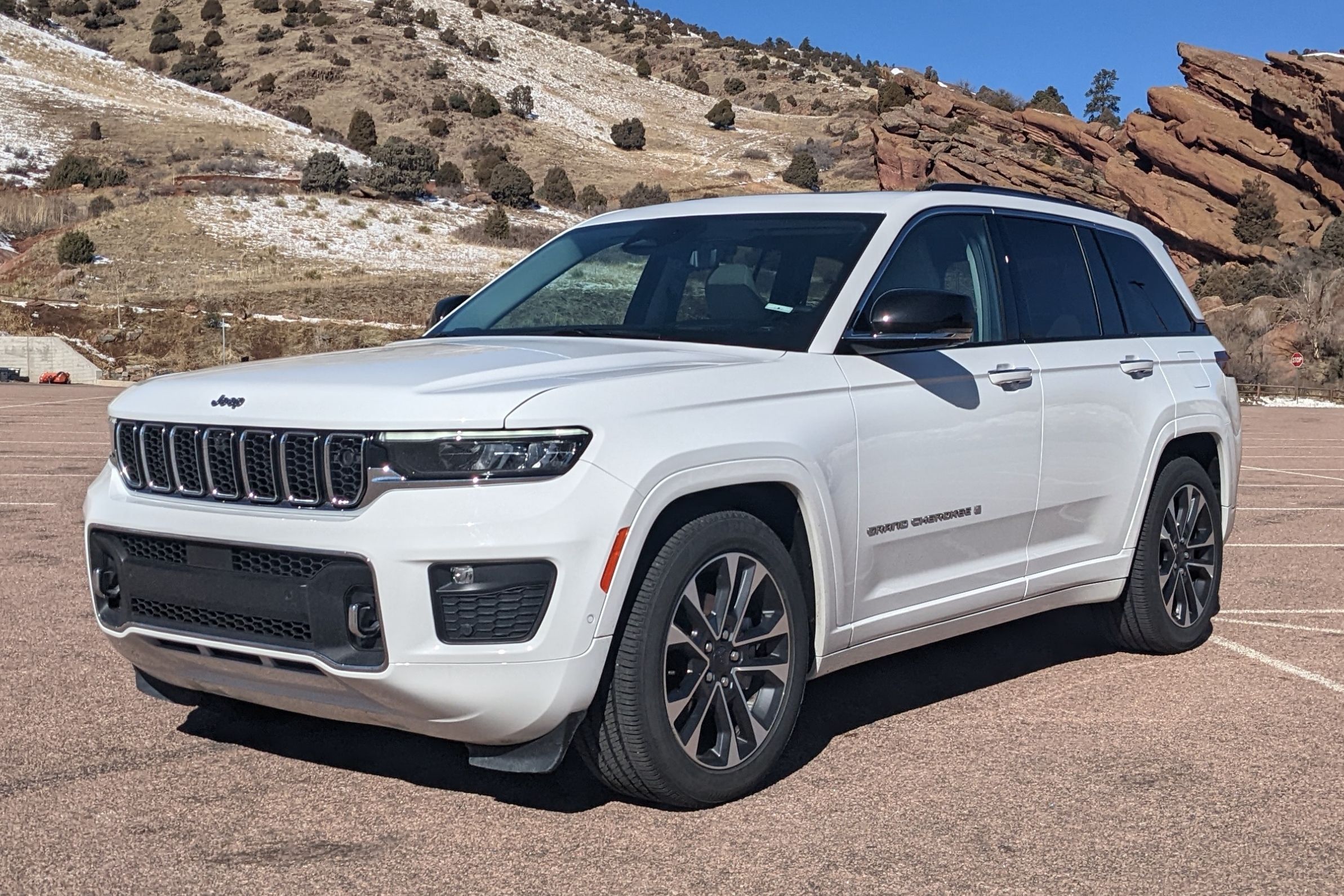 Why The New Jeep Grand Cherokee Needs A V8